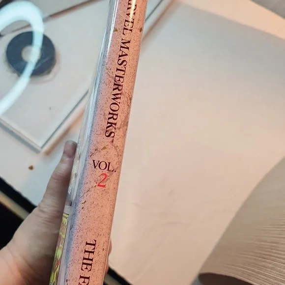 Marvel Masterworks: Fantastic Four Edition in Purple and Gold Vol 2 Nos. 1-10 - Picture 3 of 3